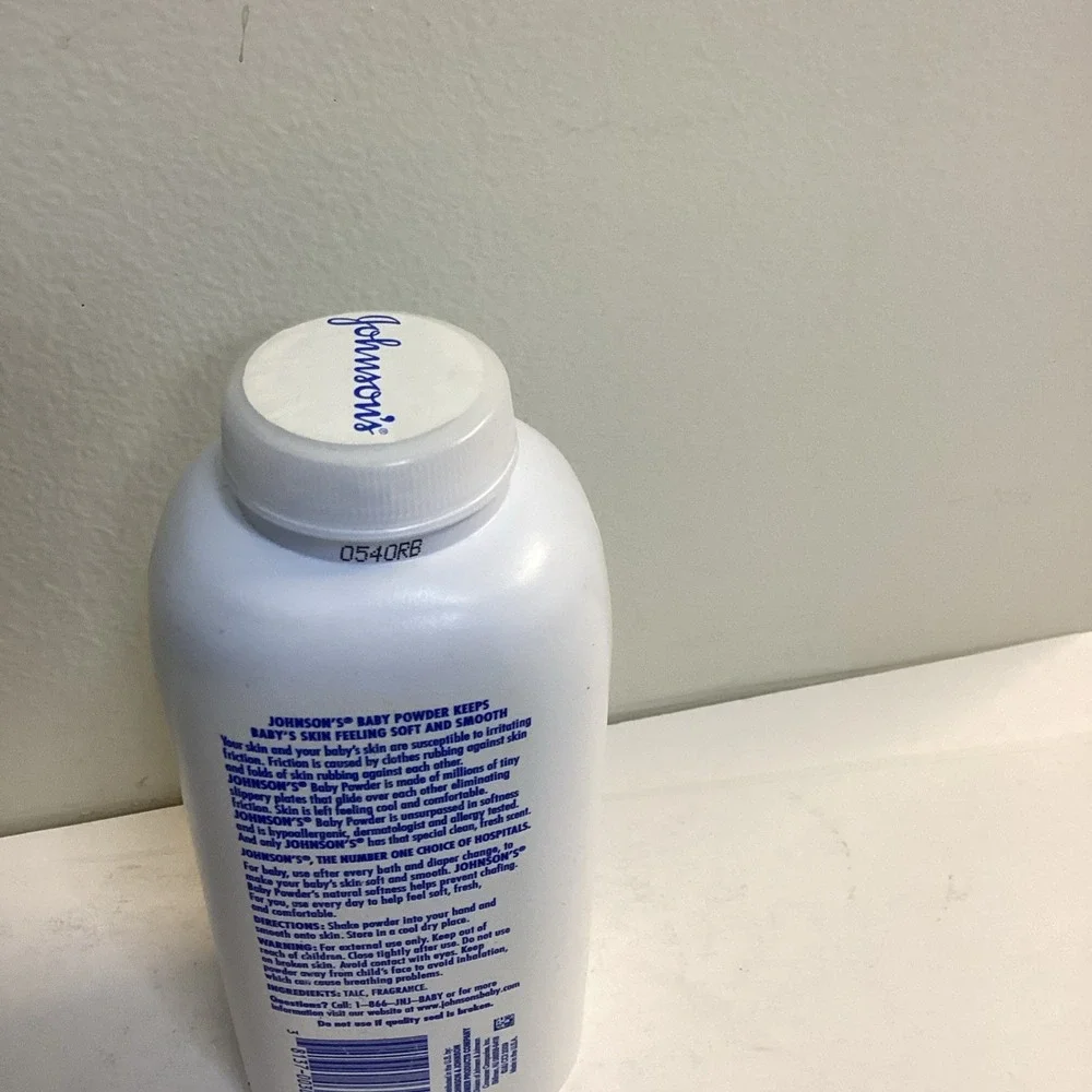 Johnson's Baby Powder Original Formula with Talc 15 oz - Sealed Discontinued